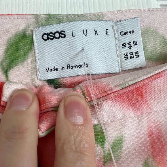 *NWT* ASOS Curve Floral Slit Flare Trousers - Picture 7 of 7